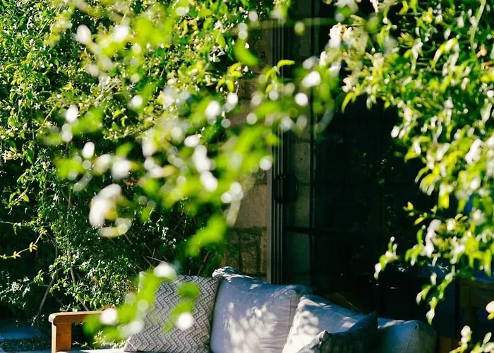 Manastir מלון 2*