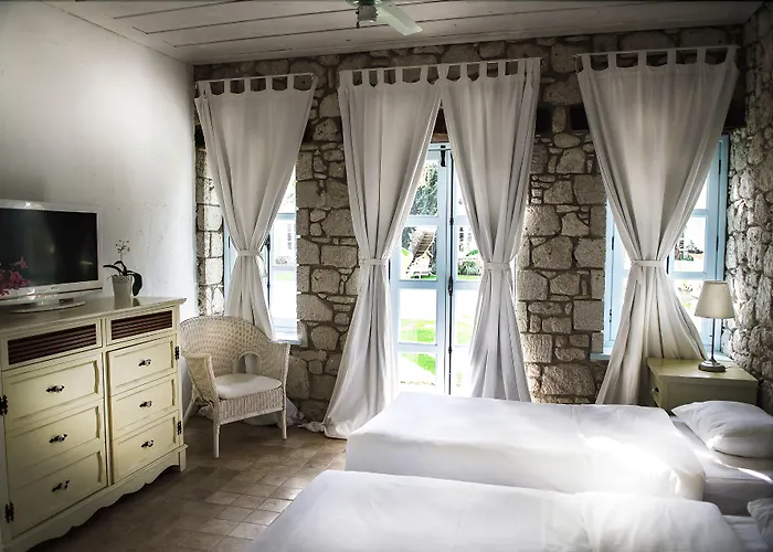 Manastir מלון אלאקאטי