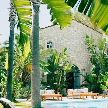 Manastir 2* Alacati